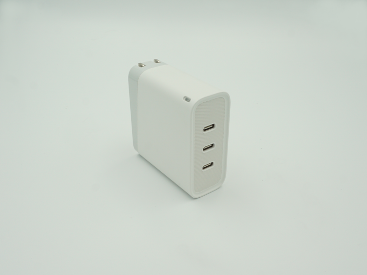 100W GaN Fast Charger